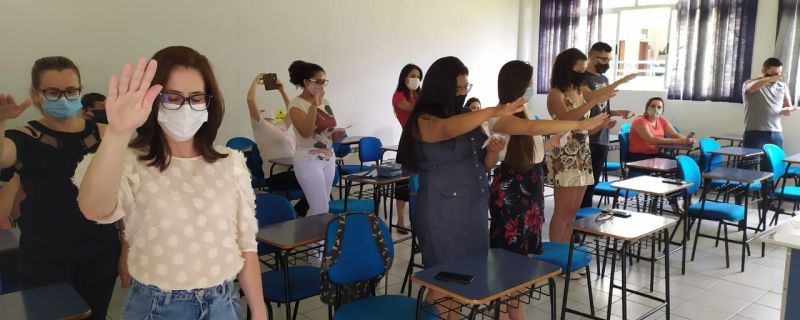 Estudantes do Curso De Enfermagem da Faculdade de Apucarana tem Colação De Grau antecipada para atuação no mercado de trabalho