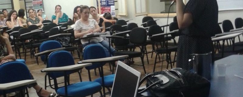 FAP participa de evento promovido pelo Centro de Atendimento a Mulher/Secretaria da Mulher e Assuntos de Família (CAM/SEMAF) em relação a campanha “Quem ama abraça”