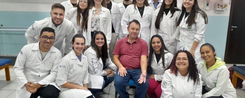 FISIOTERAPIA DERMATOFUNCIONAL NO TRATAMENTO DE VÍTIMAS DE QUEIMADURAS