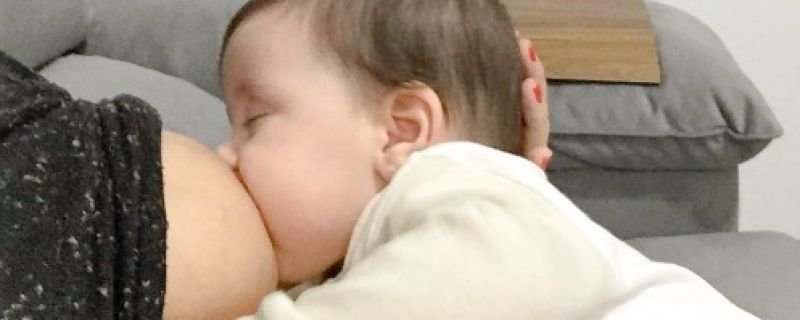 O SEU FILHO AINDA MAMA NO PEITO?
